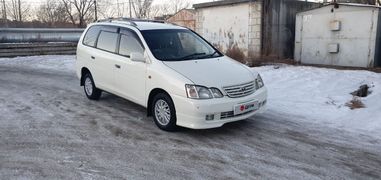 Минивэн или однообъемник Toyota Gaia 1998 года, 495000 рублей, Благовещенск