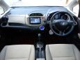  Honda Fit Shuttle 2013 , 695000 , 