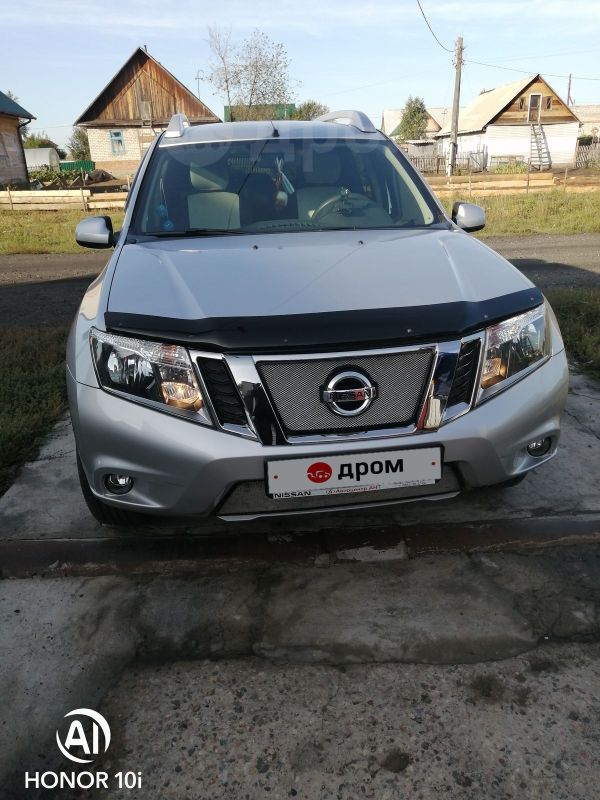 SUV   Nissan Terrano 2017 , 950000 , --