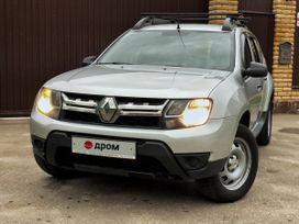 SUV   Renault Duster 2017 , 927000 , 