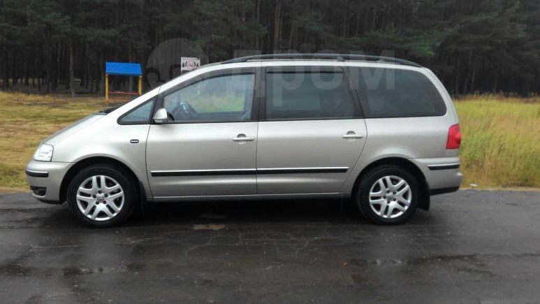    Volkswagen Sharan 2008 , 750000 , 