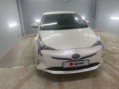 Лифтбек Toyota Prius 2015 года, 1800000 рублей, Якутск