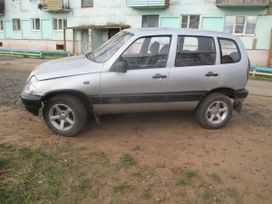 SUV   Chevrolet Niva 2005 , 220000 ,  