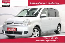 Минивэн или однообъемник Toyota Sienta 2013 года, 999000 рублей, Кемерово