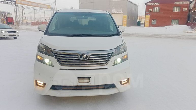    Toyota Vellfire 2010 , 1870000 , 