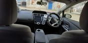    Toyota Prius Alpha 2012 , 760000 , 