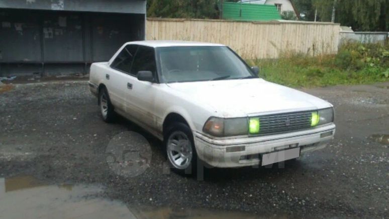  Toyota Crown 1990 , 199000 , 