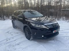 SUV или внедорожник Toyota Harrier 2018 года, 3300000 рублей, Якутск