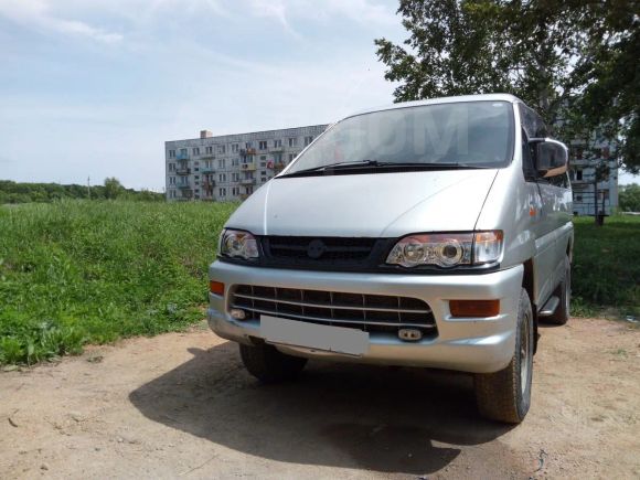    Mitsubishi Delica 2002 , 575000 , 