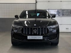 SUV или внедорожник Maserati Levante 2017 года, 6000000 рублей, Нефтеюганск
