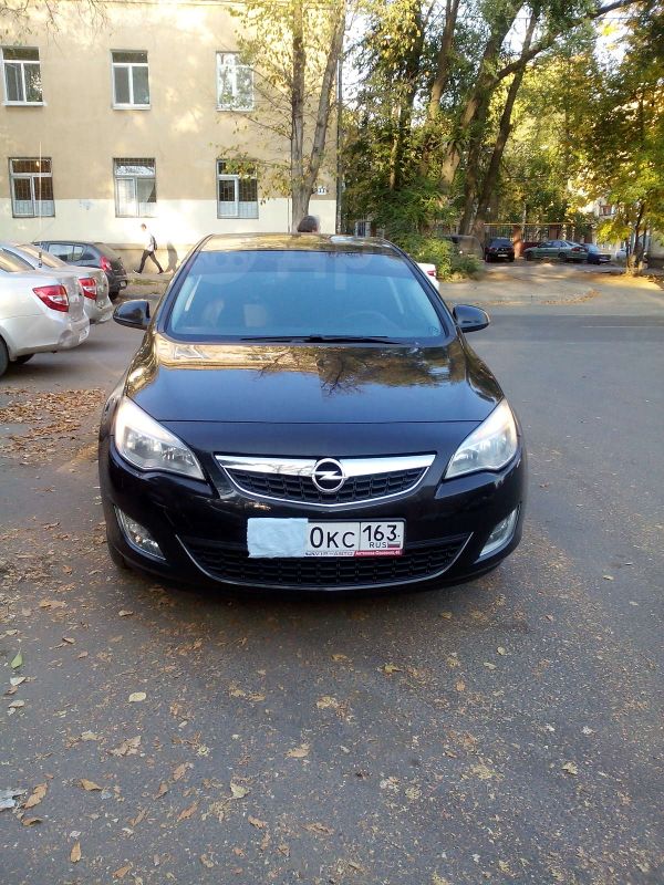  Opel Astra 2011 , 620000 , 