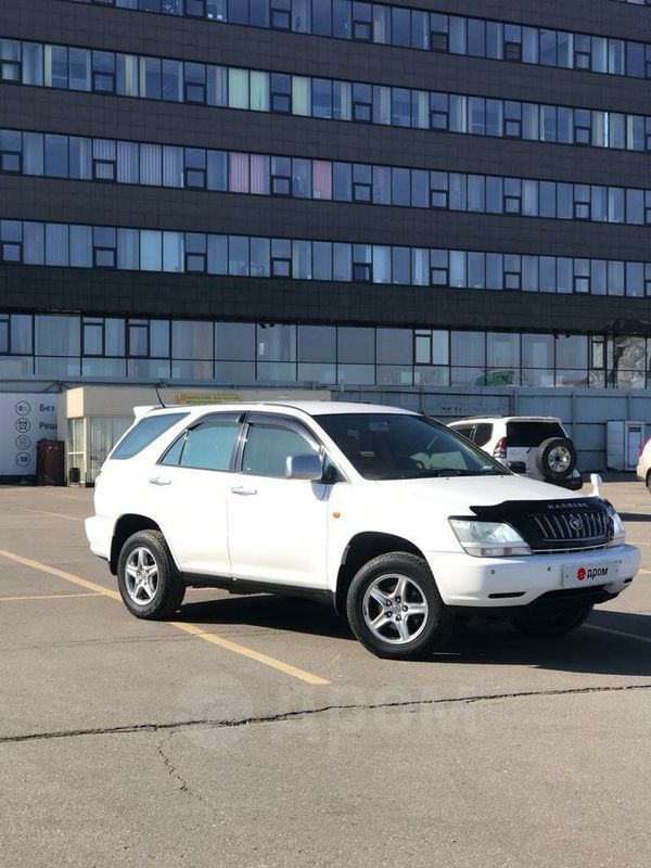 SUV   Toyota Harrier 2001 , 647000 , -