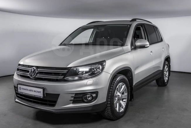 SUV   Volkswagen Tiguan 2012 , 699000 , 