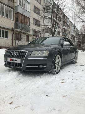  Audi S8 2006 , 655000 , 