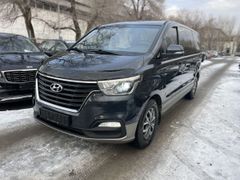 Минивэн или однообъемник Hyundai H1 2018 года, 3250000 рублей, Тюмень