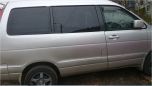    Toyota Noah 2001 , 410000 , 