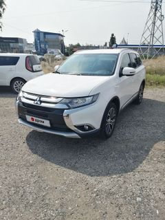 SUV или внедорожник Mitsubishi Outlander 2018 года, 2300000 рублей, Пятигорск
