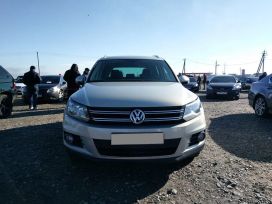 SUV   Volkswagen Tiguan 2012 , 870000 , 