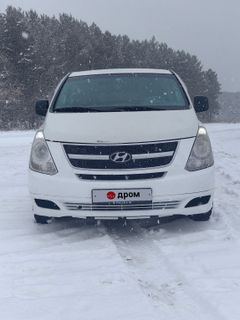 Минивэн или однообъемник Hyundai Grand Starex 2011 года, 820000 рублей, Кемерово