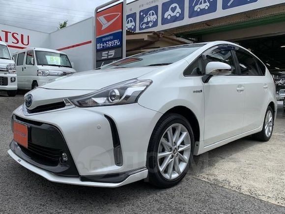    Toyota Prius Alpha 2017 , 870000 , 