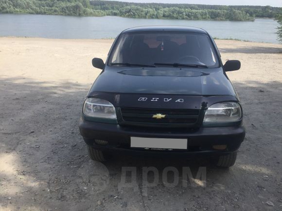 SUV   Chevrolet Niva 2003 , 210000 , 