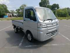 Бортовой грузовик Daihatsu Hijet Truck 2018 года, 960000 рублей, Белогорск