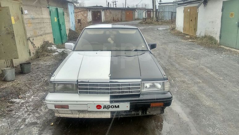  Nissan Laurel 1988 , 100000 , 