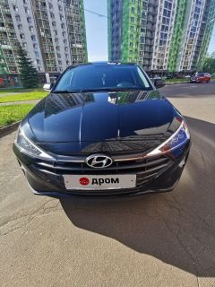 Седан Hyundai Elantra 2020 года, 1950000 рублей, Москва