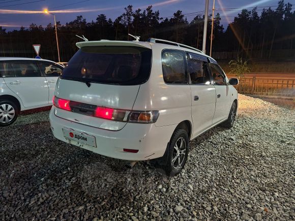    Toyota Gaia 1998 , 305000 , 