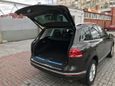 SUV   Volkswagen Touareg 2017 , 2700000 , 