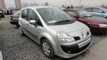    Renault Modus 2008 , 385000 , 