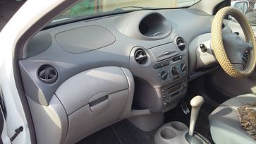  Toyota Platz 2000 , 179000 , 