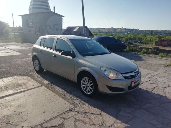  Opel Astra 2007 , 282000 , 