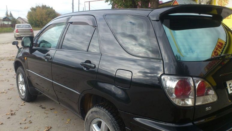 SUV   Toyota Harrier 2001 , 450000 , 