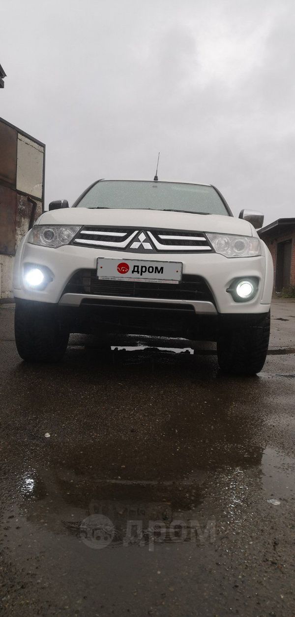 SUV   Mitsubishi Pajero Sport 2014 , 1220000 , 