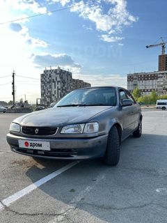 Седан Toyota Corolla 2000 года, 320000 рублей, Новосибирск