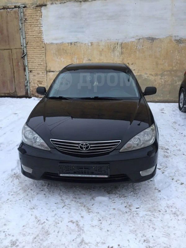  Toyota Camry 2004 , 572000 , 