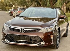 Седан Toyota Camry 2017 года, 3990000 рублей, Омск