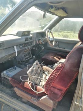 SUV или внедорожник Toyota 4Runner 1988 года, 100000 рублей, Черниговка
