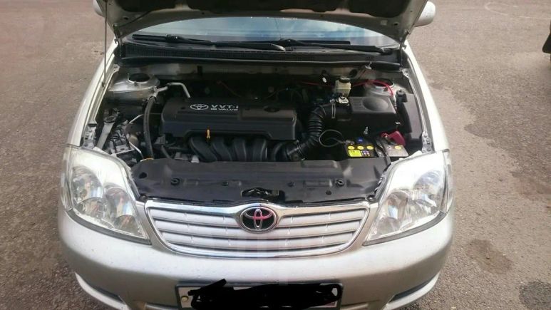  Toyota Corolla 2004 , 300000 , 