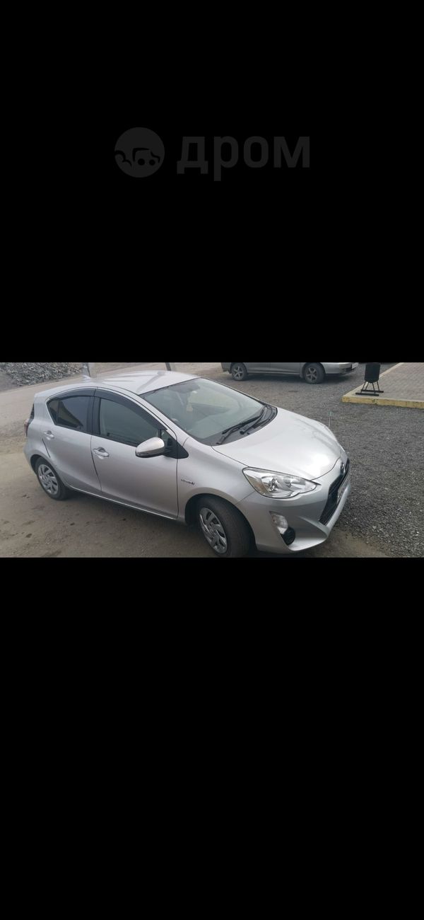  Toyota Aqua 2015 , 650000 , 