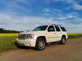 SUV   Chevrolet Tahoe 2013 , 2200000 , 