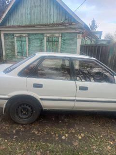 Седан Toyota Sprinter 1988 года, 120000 рублей, Благовещенск