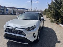 SUV или внедорожник Toyota RAV4 2019 года, 3655000 рублей, Благовещенск