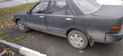 Седан Toyota Carina 1989 года, 125000 рублей, Ачинск