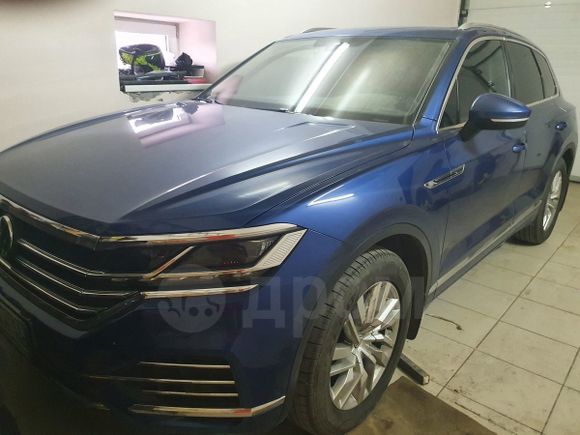 SUV   Volkswagen Touareg 2018 , 4300000 , 