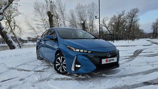 Лифтбек Toyota Prius PHV 2017 года, 2550000 рублей, Минусинск