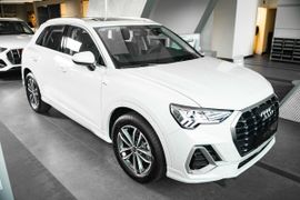 SUV или внедорожник Audi Q3 2023 года, 5333945 рублей, Москва