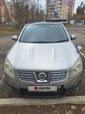 SUV или внедорожник Nissan Dualis 2009 года, 1000000 рублей, Нерюнгри