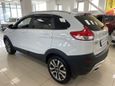 SUV    -  2019 , 810000 , 